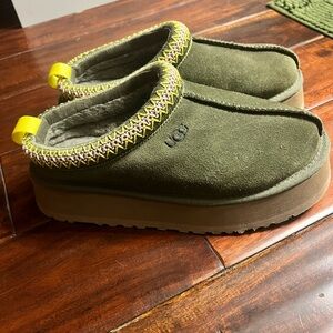 UGG Burnt Olive Green Slippers
